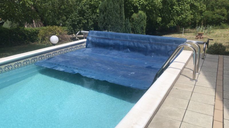 Pool Surface Inspection